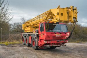 Mobile Cranes, Crawler Cranes, HIAB - Bob Francis Crane Hire